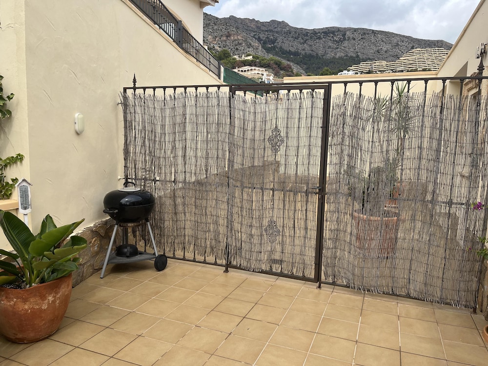 Altea Hills Hideaway With Stunning Views