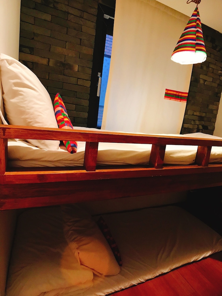 Hwon Guest House