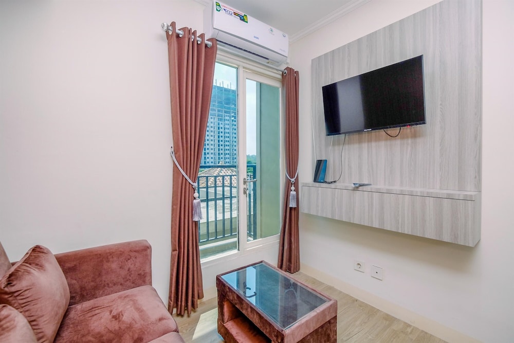 Tranquil and Simply 2BR Podomoro Golf View Apartment