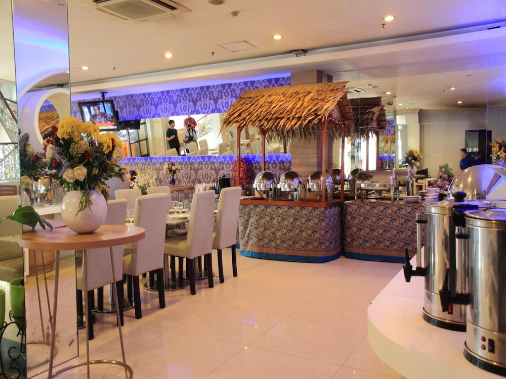 Rio City Hotel