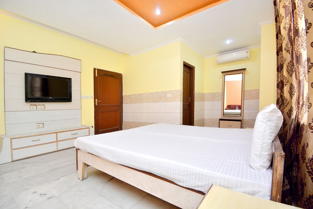 SPOT ON 41347 Hotel Royal Occassions - Property Image 14