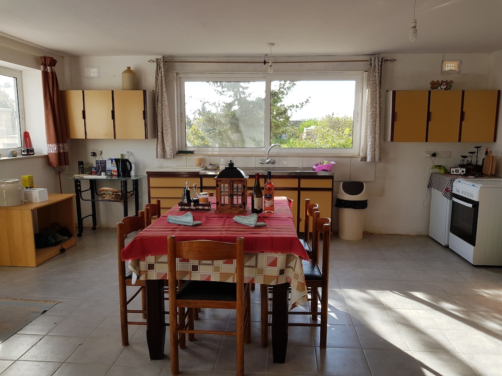 Rustic Villa With Pool, Sleeps 6 & Terrace view 5