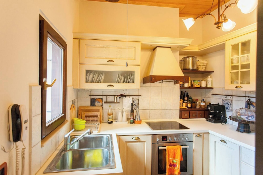 Luxurious Venetian 3 Floor House in the old Port