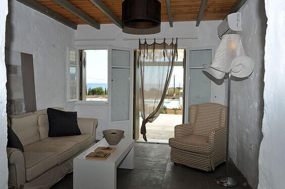 Stagones Luxury Villas