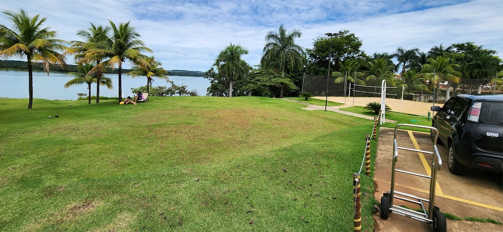 Náutico Flat Caldas Novas promoção especial no Náutico Praia Clube HotFérias