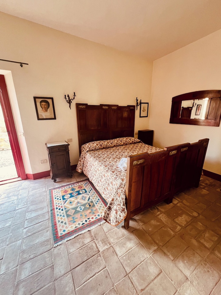 Fattoria Podere i Luoghi view 5