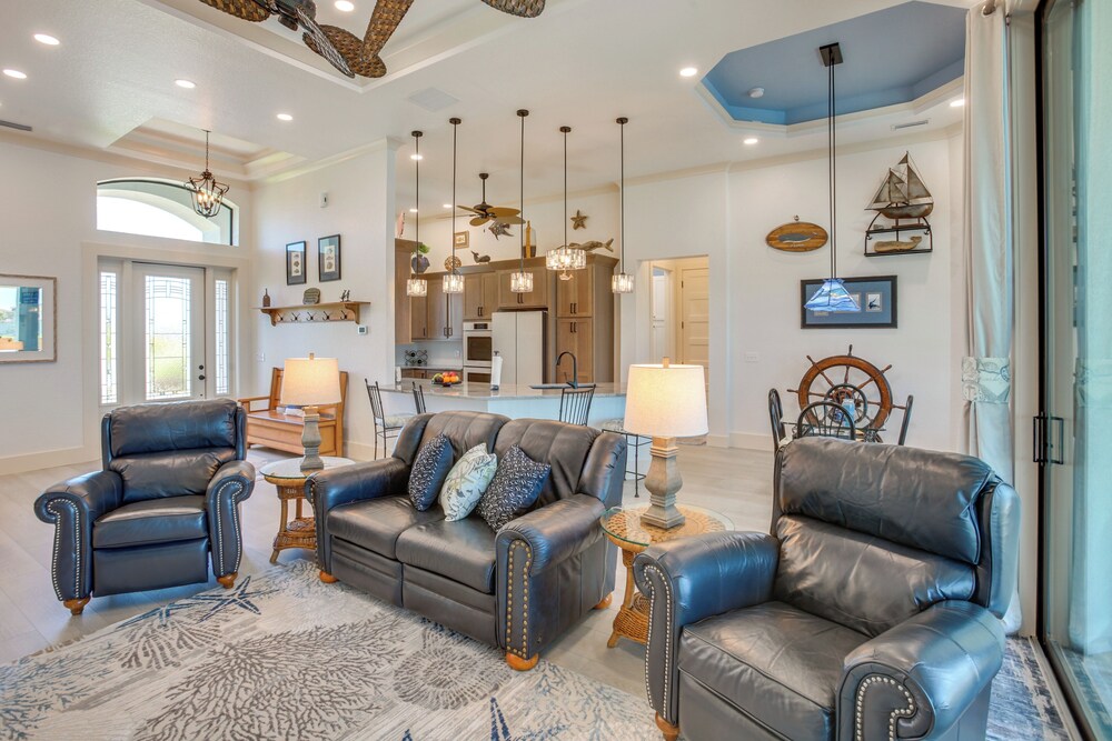 Home w/ Private Pool & Lake Views in Punta Gorda!