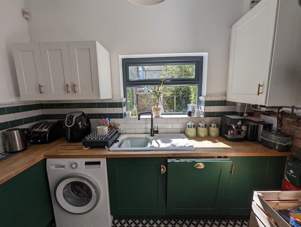 Stylish 2Bd Home Near Millenium Stadium, Cardiff