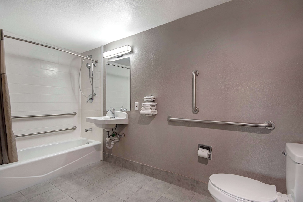 Motel 6 San Antonio, TX - Northwest Medical Center
