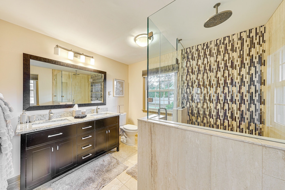 Walk to Powderhouse Polo Fields: Aiken Getaway