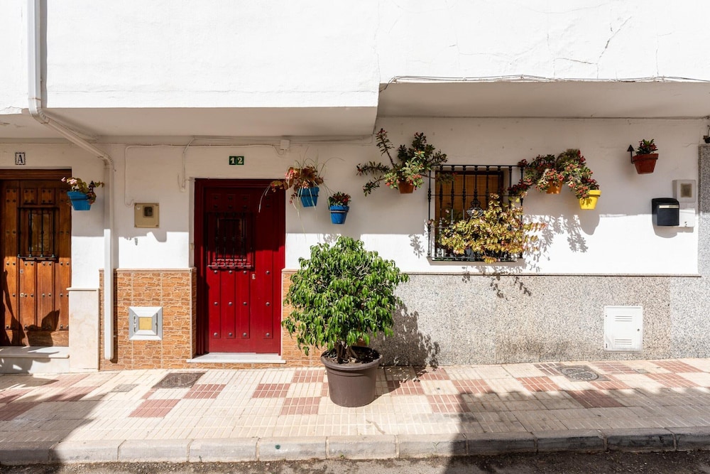 Faro's Casa Evita - Estepona Old Town
