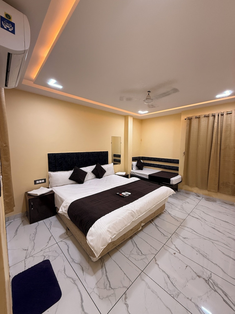 Hotel Roshan