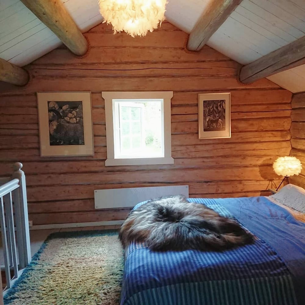 Cozy Cabin Retreat in Scenic Valley, E6 South of Trondheim