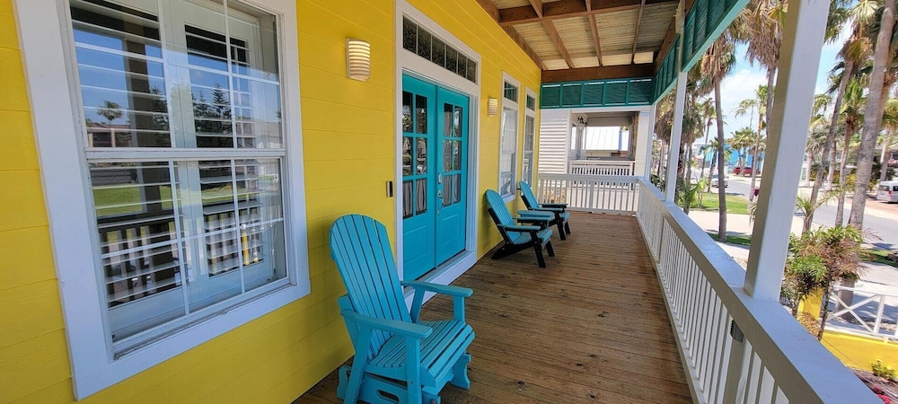 121 Snapper By The Sea 4 Bedroom Home