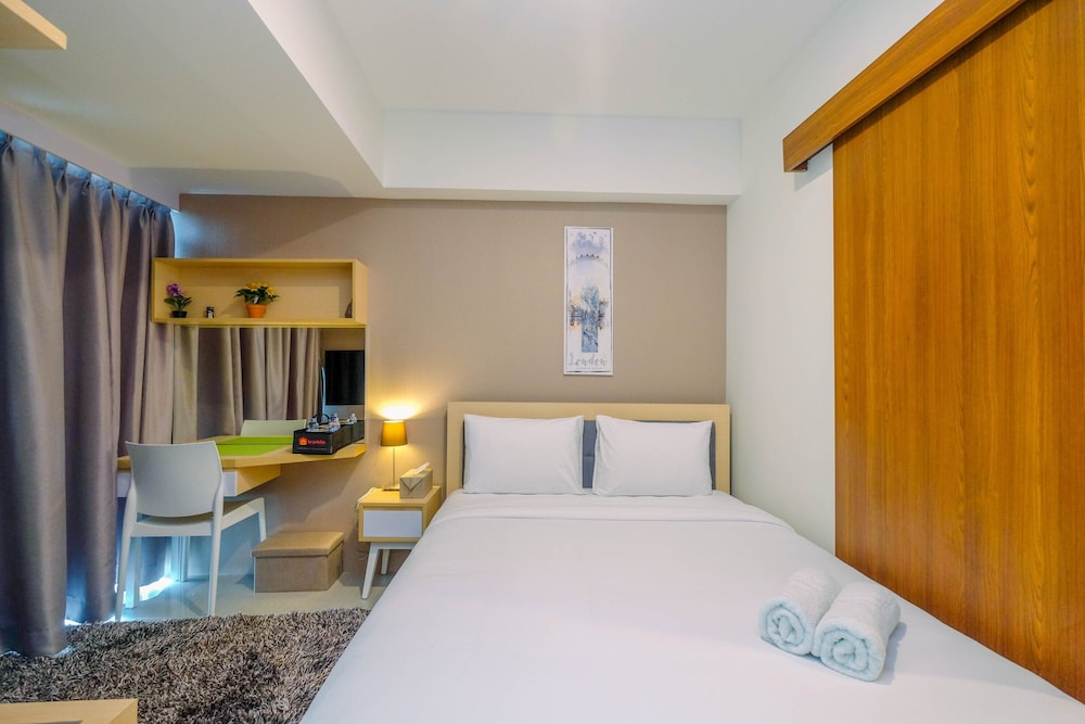 Well Furnished 1BR Grand Kamala Lagoon Apartment view 3