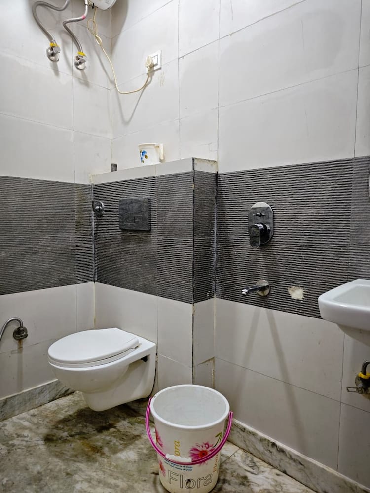 HOTEL SAI SHARNAM
