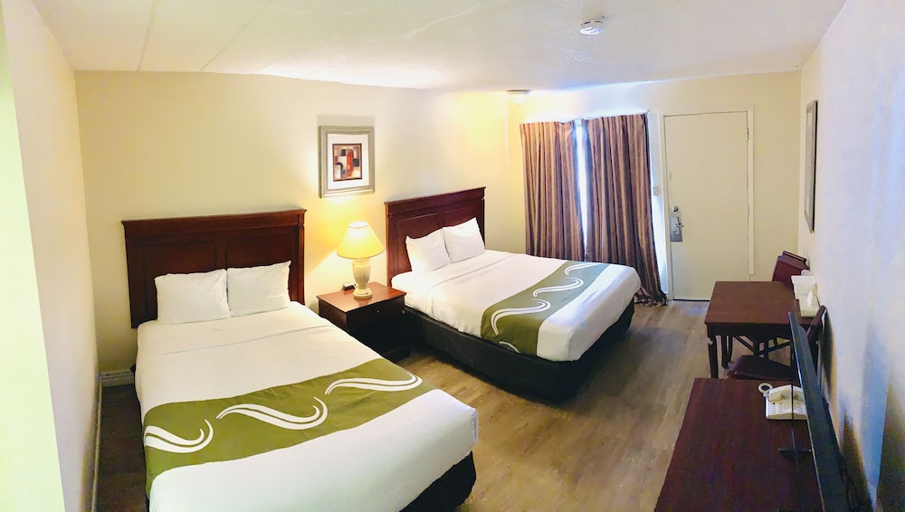 Niagara's Best Inn - Image 5