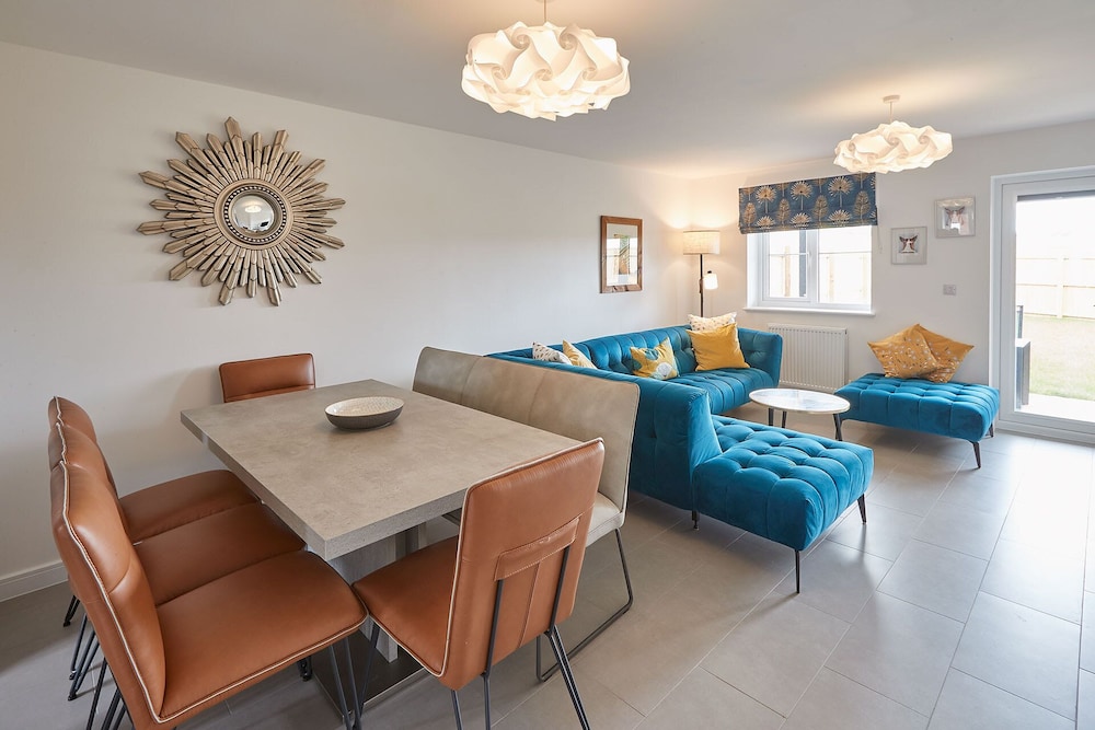 Host Stay Highfield House view 2