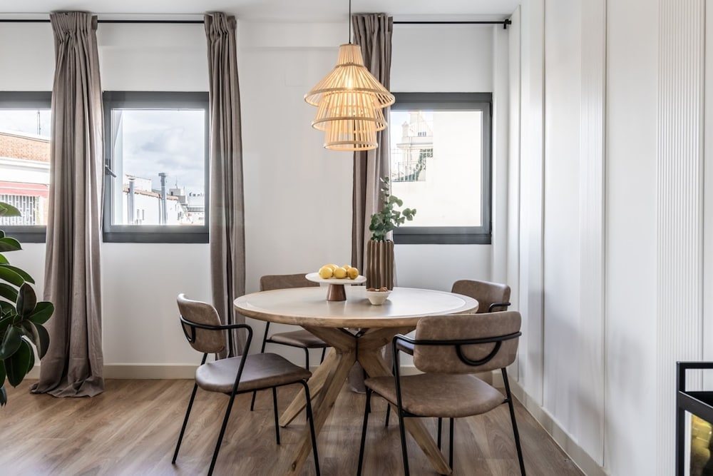 Dono - 3 Bedrooms Apartment in Chueca