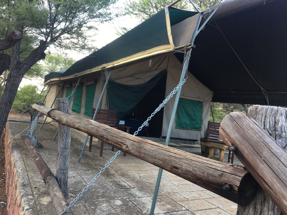Tautona Lodge
