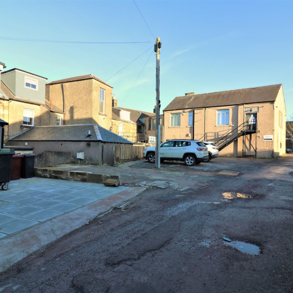 No 11 Bonnet Road - 2 Bed