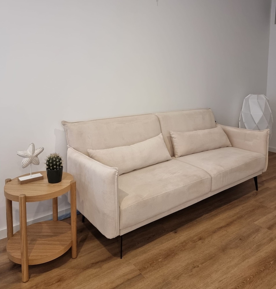 Downtown Faro Luxury Flat With Balcony