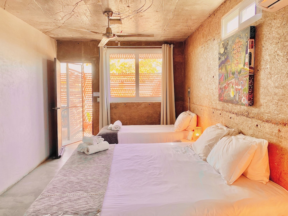 Perro Surfero Hotel Boutique - Todos Santos, BCS