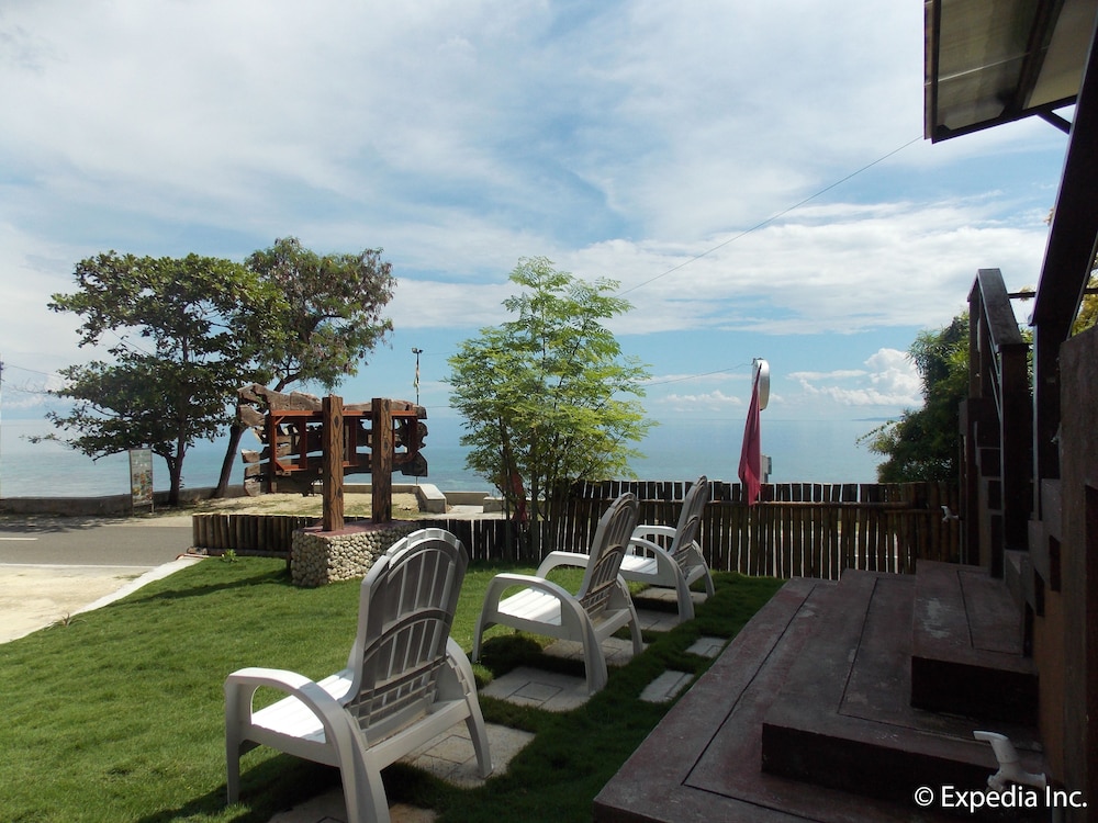 24/7 Lantawan Resort