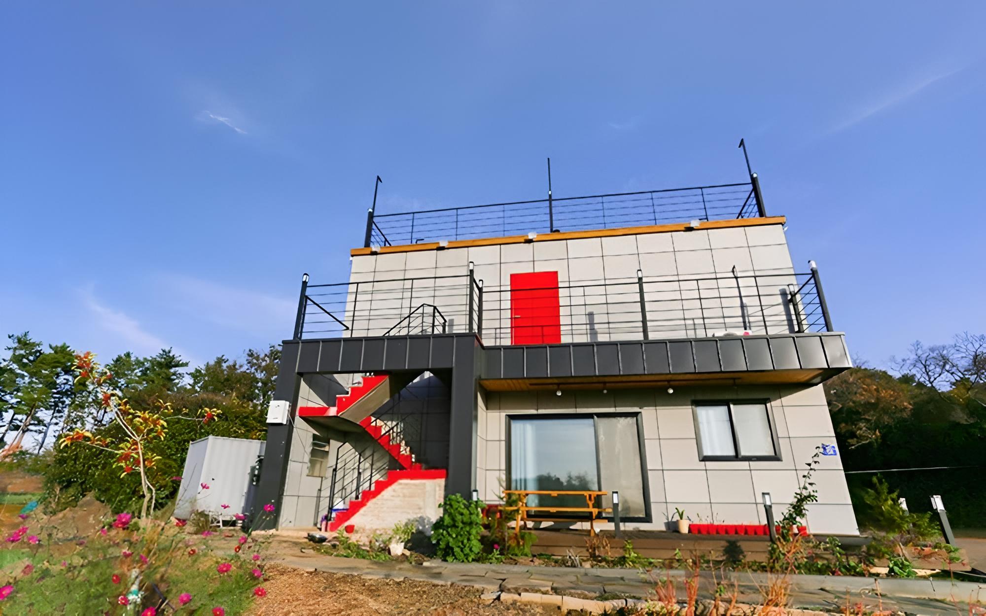 Jeju Starlight House Pension view 5
