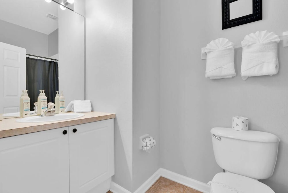 5Br Kissimmee Home W/ Pool & Game Room Fun - Image 3