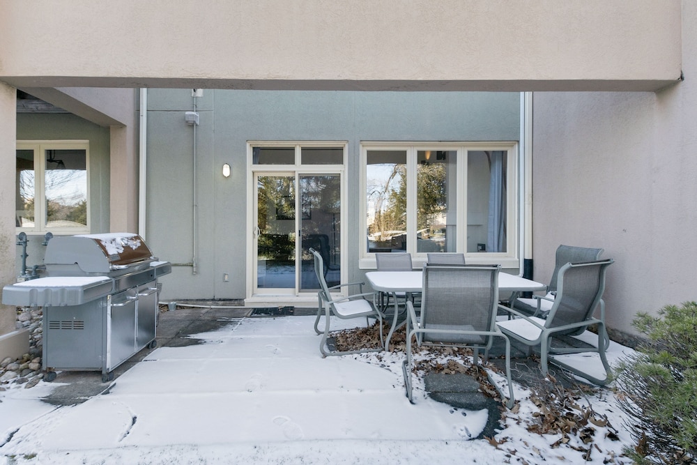 Wintergreen Condos
