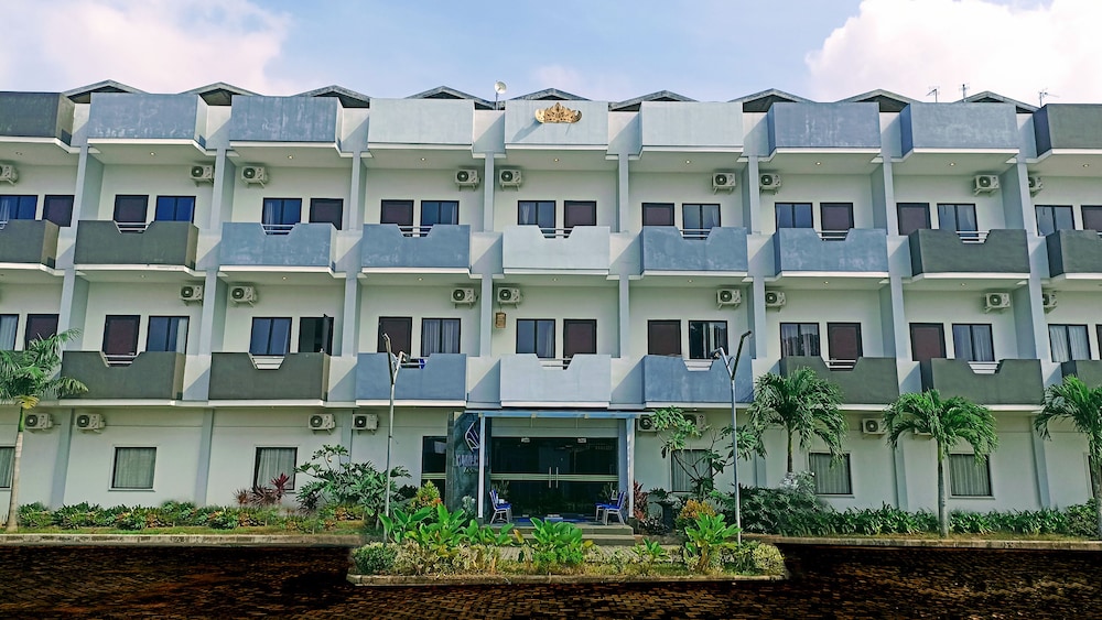 Hotel Yunna Hotel Express Lampung - Image 1