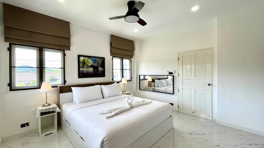 Khaolak Pool Villa With 3 Bedrooms