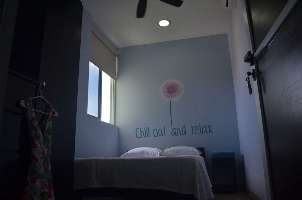 Room2Board Hostel and Surf School