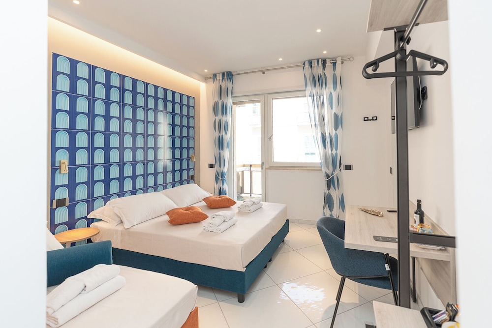 Maiori Suites