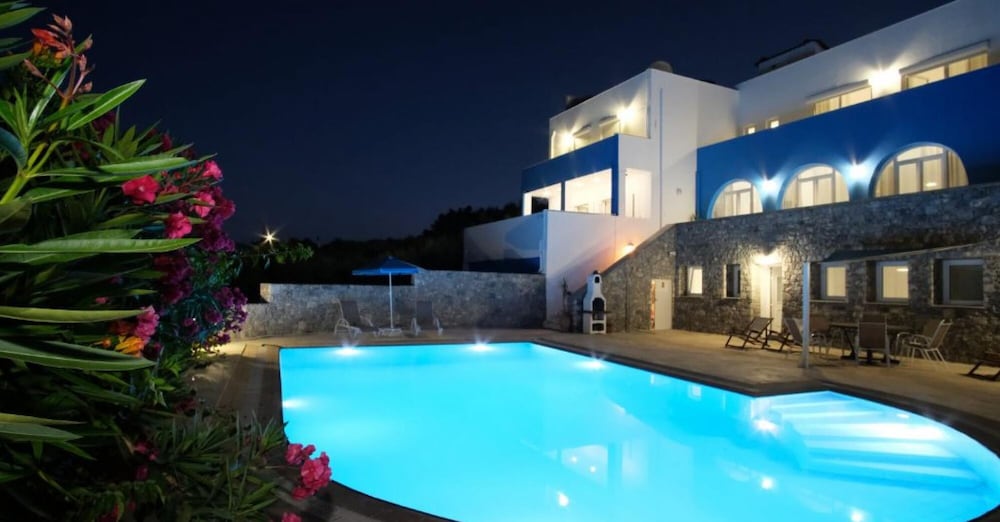 Stunning Villa Close to the sea