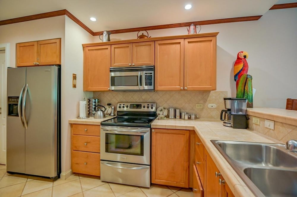 CR Luxury Del Mar 4Q 2 Bdrm