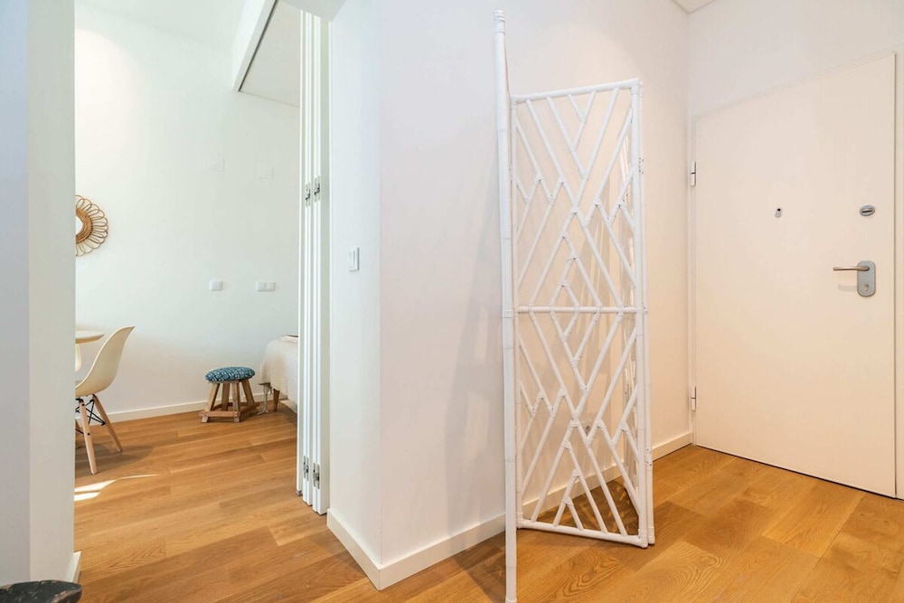 Spacious Studio in Lisbon view 2