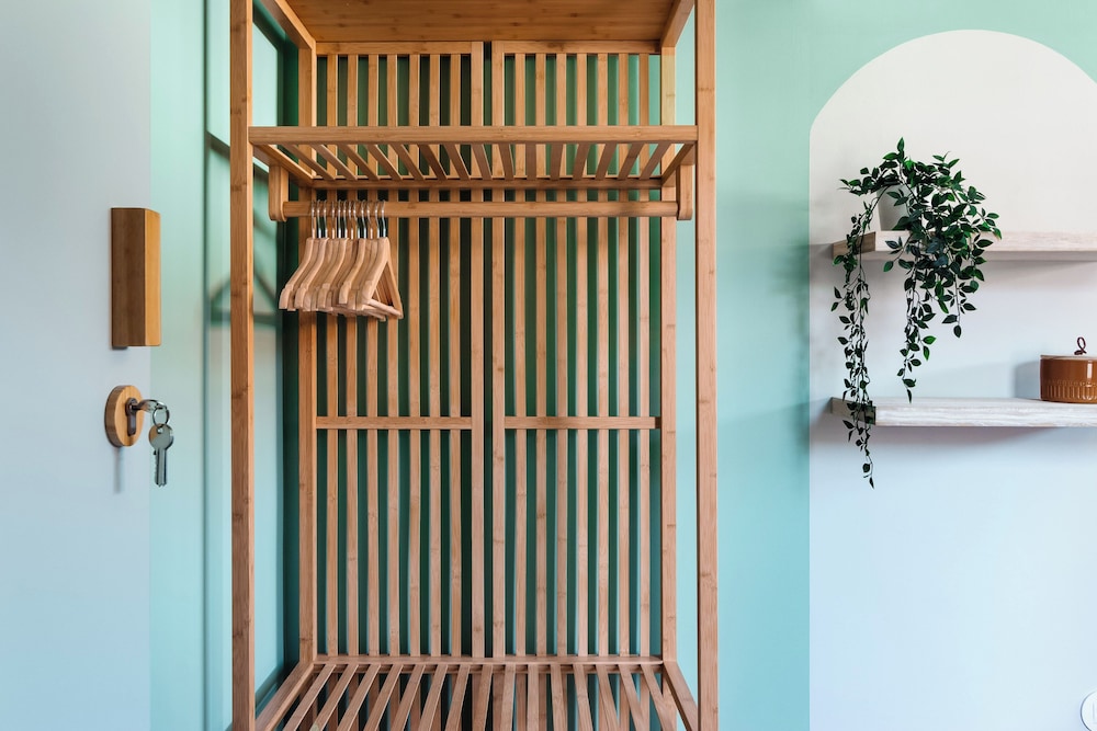 Alegr3 · Trendy & Charming Apartment
