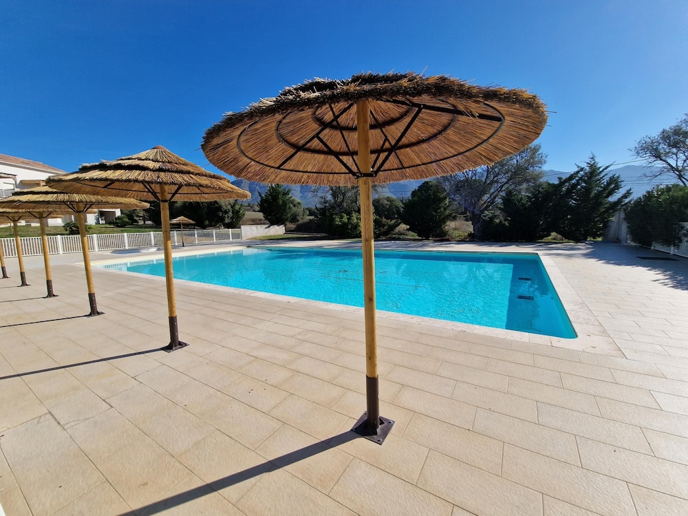 T3 R Sidence Piscine Casa d Orinaju H57