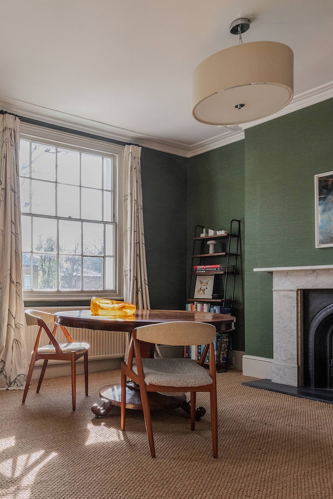 Hemingford Road IV by Onefinestay