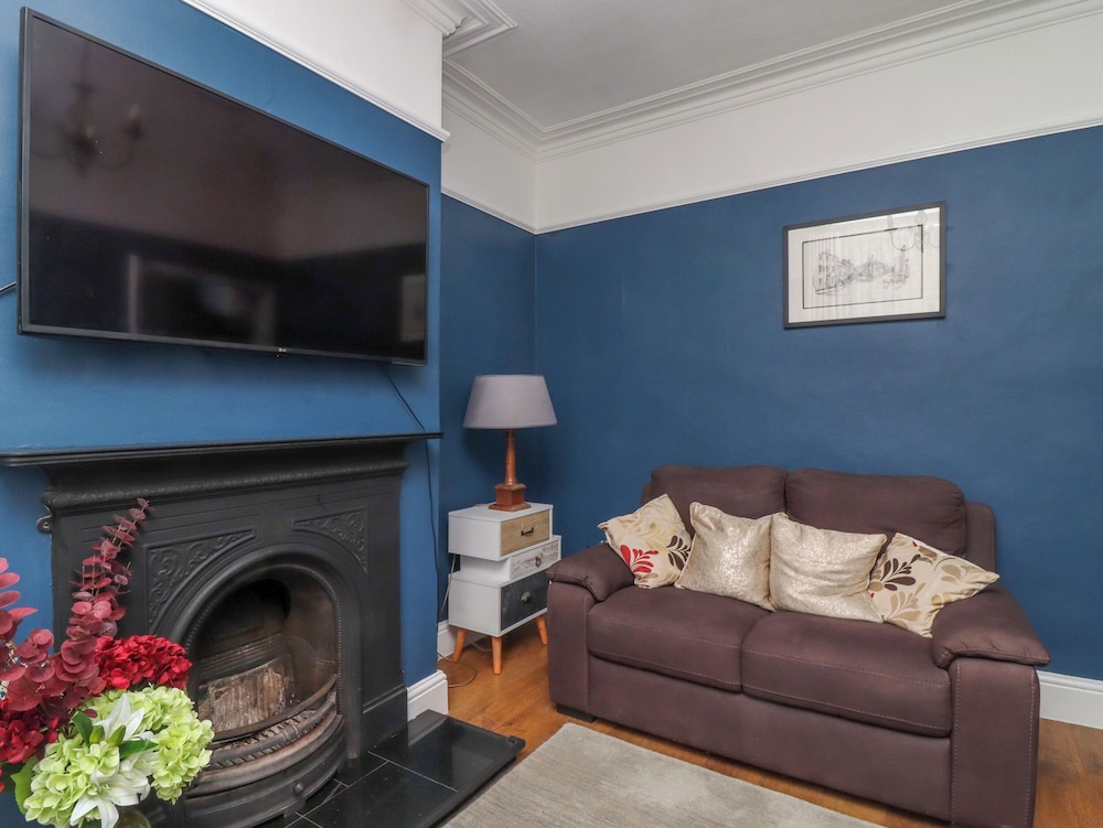 49 Waddington Road