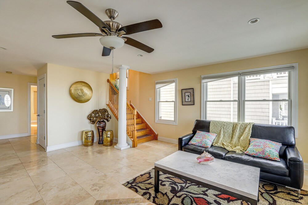 Steps to Shore: Spacious Atlantic City Retreat!