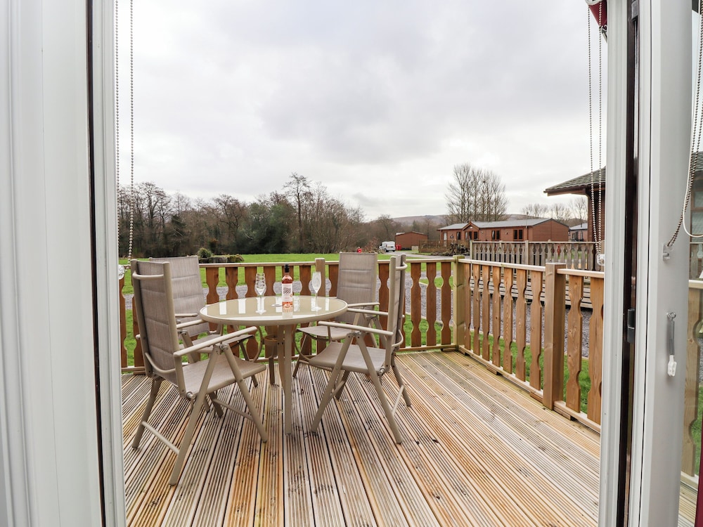 Bowland Lakes Leisure Village Lodge 16