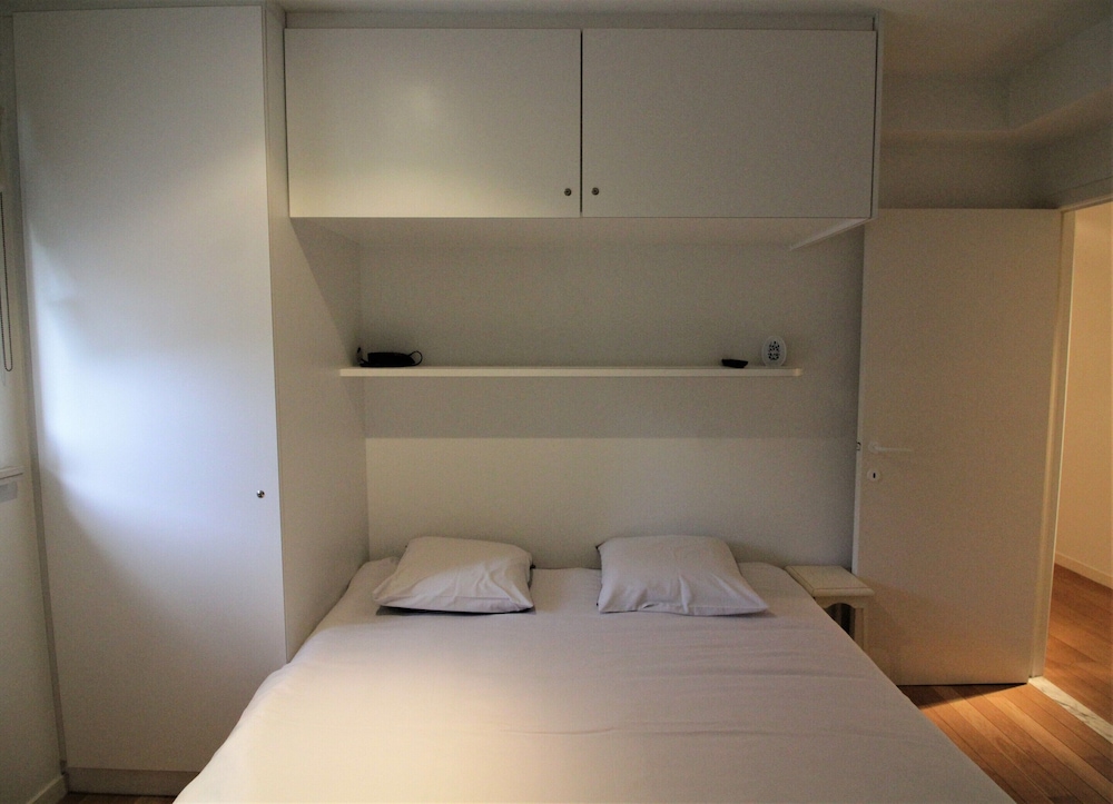 Apartment in Het Zoute Near Beaches