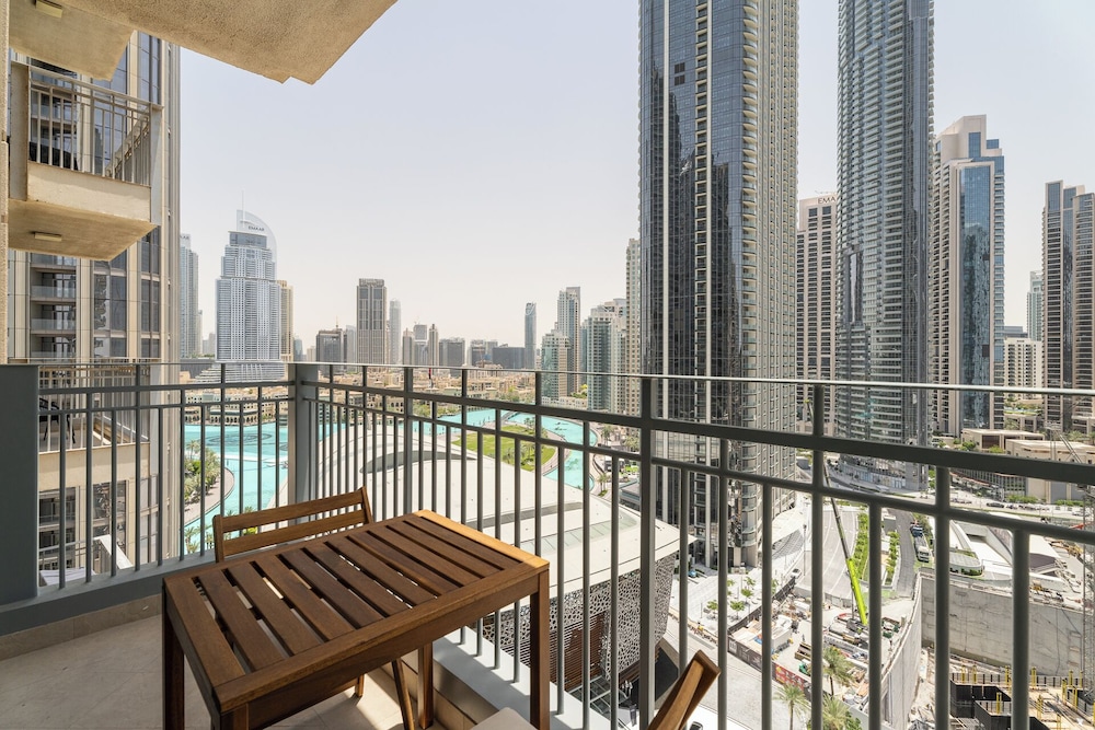 Nasma Luxury Stays - Standpoint Tower A