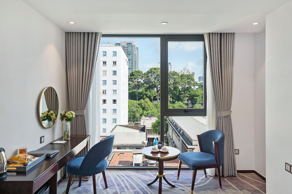 22Land Hotel Saigon 21