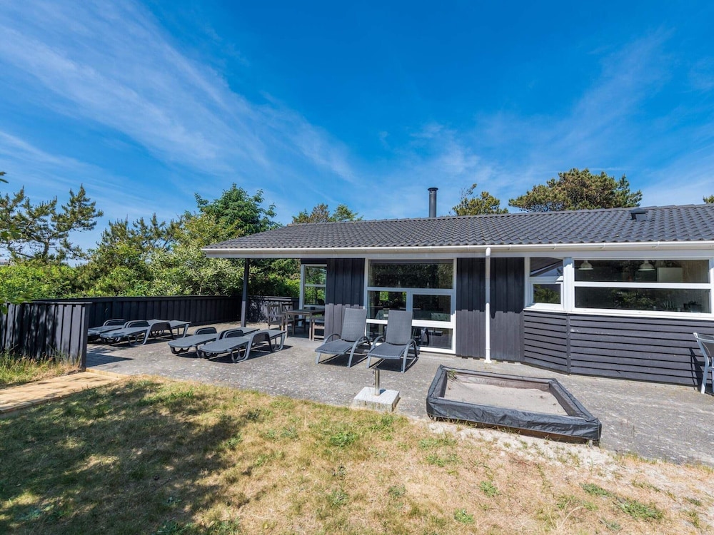 8 Person Holiday Home in Henne