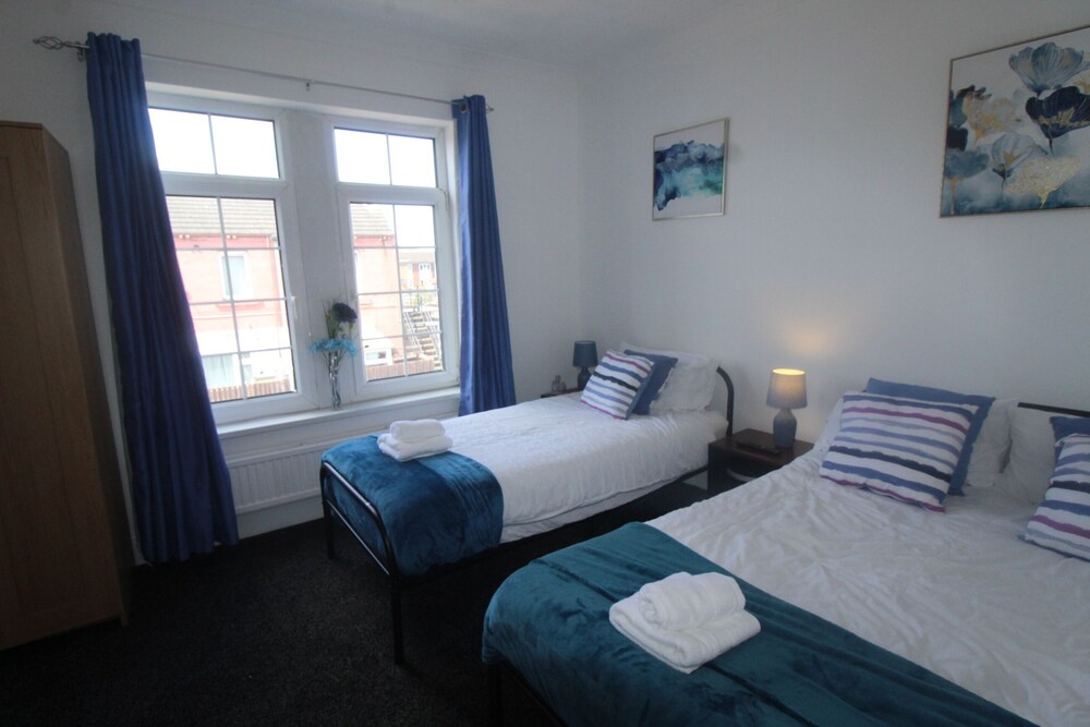 Rotherham Vacations - High Street House - Property Image 29