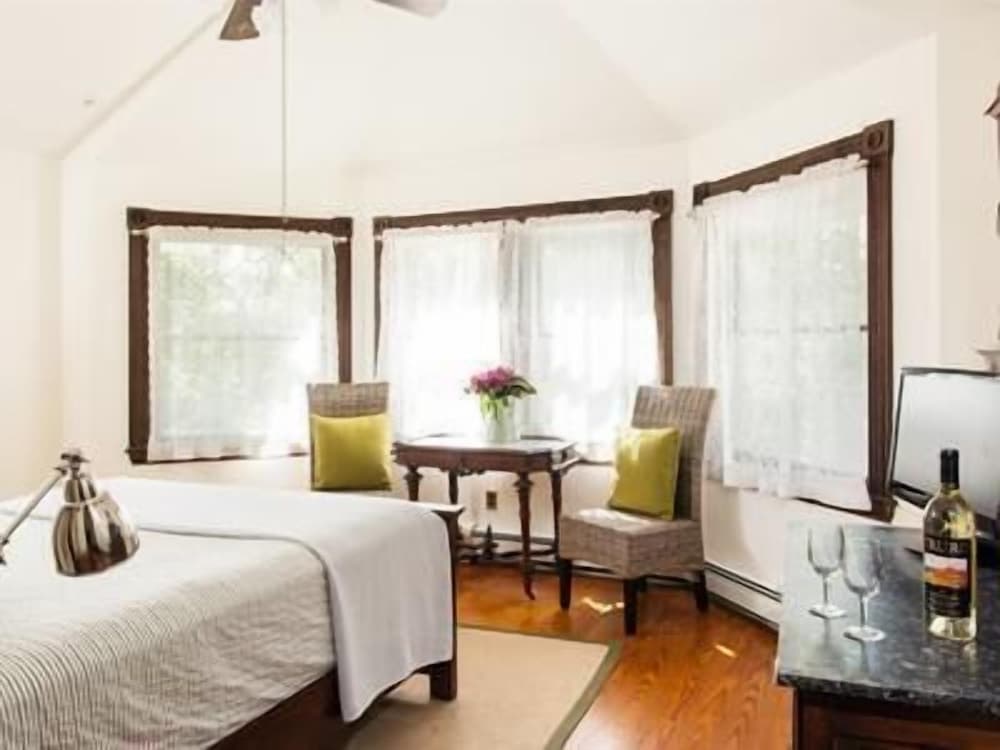 The Inn at the Oaks, photo 30